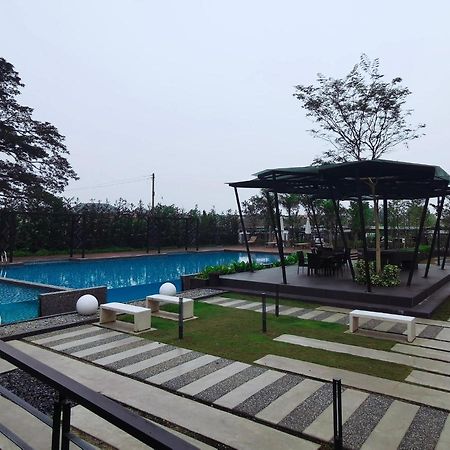Pangsapuri 88 m² dengan 2 bilik tidur dan 2 bilik mandi peribadi di Ipoh Luaran gambar