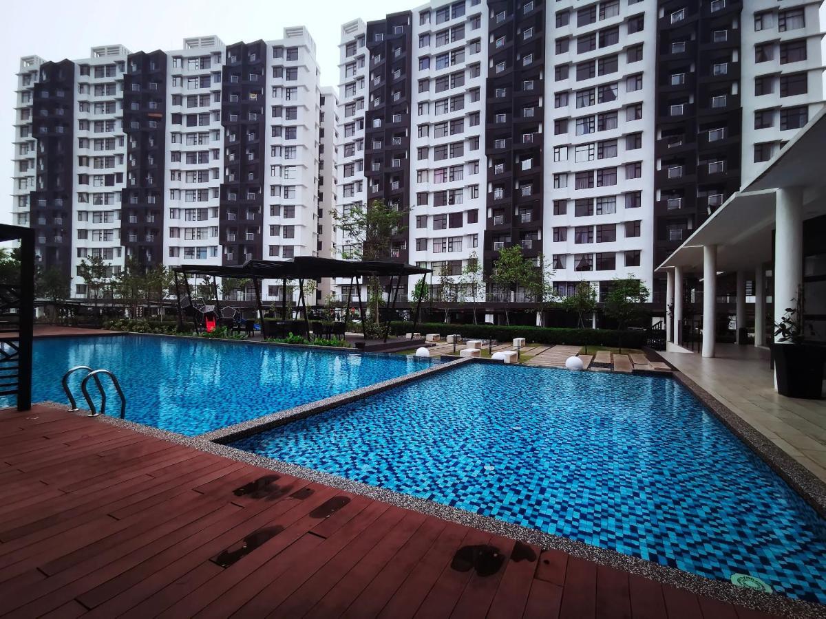Pangsapuri 88 m² dengan 2 bilik tidur dan 2 bilik mandi peribadi di Ipoh Luaran gambar