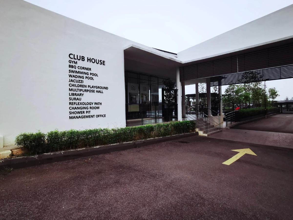 Pangsapuri 88 m² dengan 2 bilik tidur dan 2 bilik mandi peribadi di Ipoh Luaran gambar